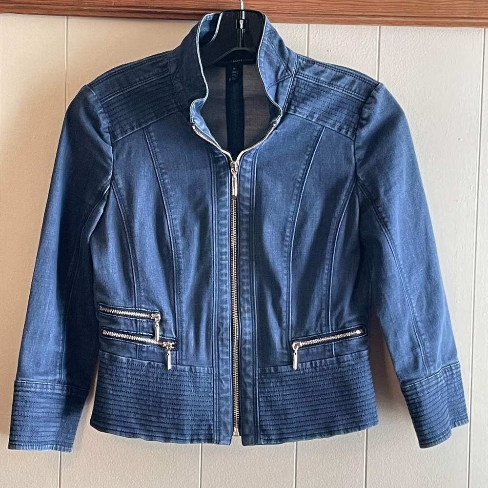 White House Black Market WHBM Blue 3/4 Sleeve Zip Up Fitted Denim Jacket